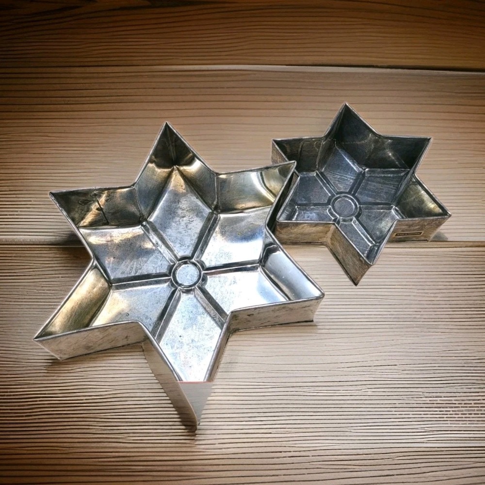 Vintage 2 Tier Aluminum Star/Poinsettia/Flower Cake Mold Baking Pan Bakeware